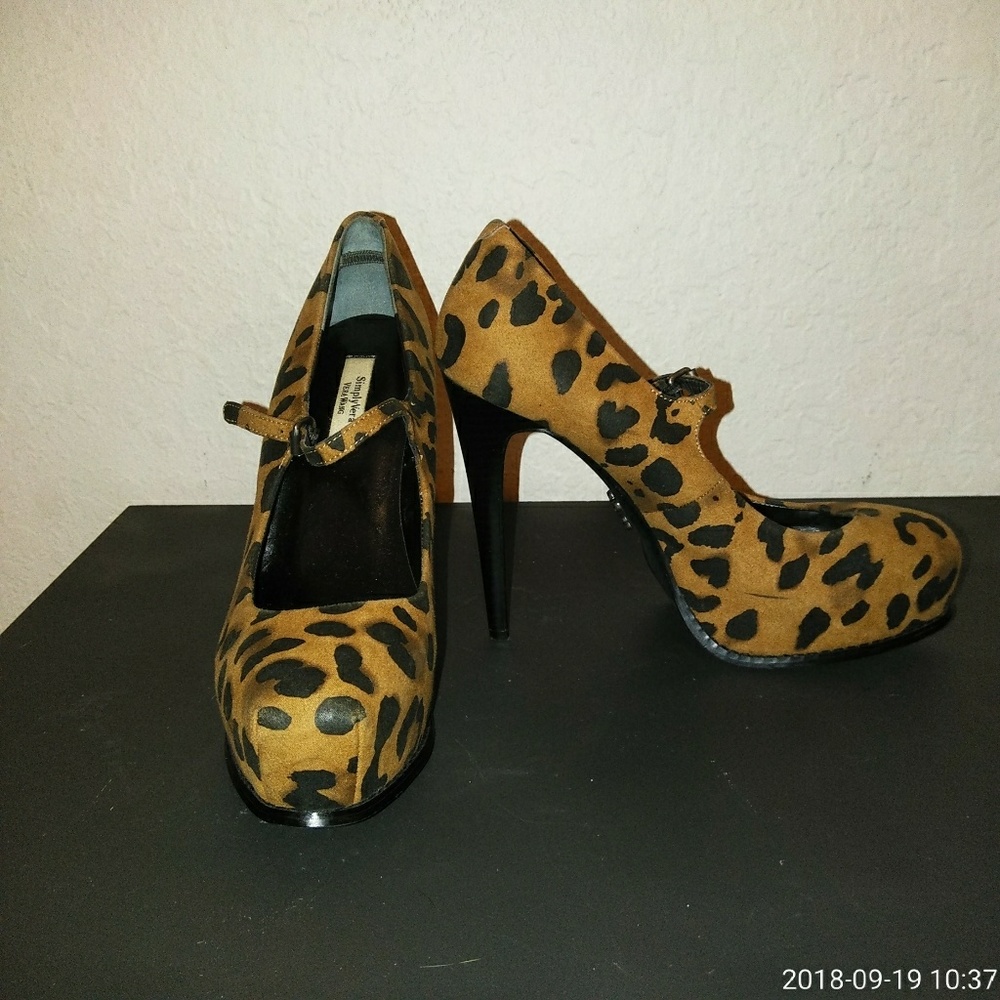 Cheetah pumps heels